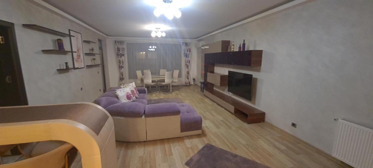 Premium Apartment Isaran Brasov Bagian luar foto